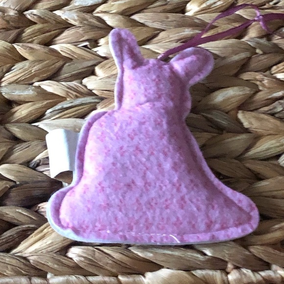 Easter bunny basket tie on felt H - Picture 3 of 3